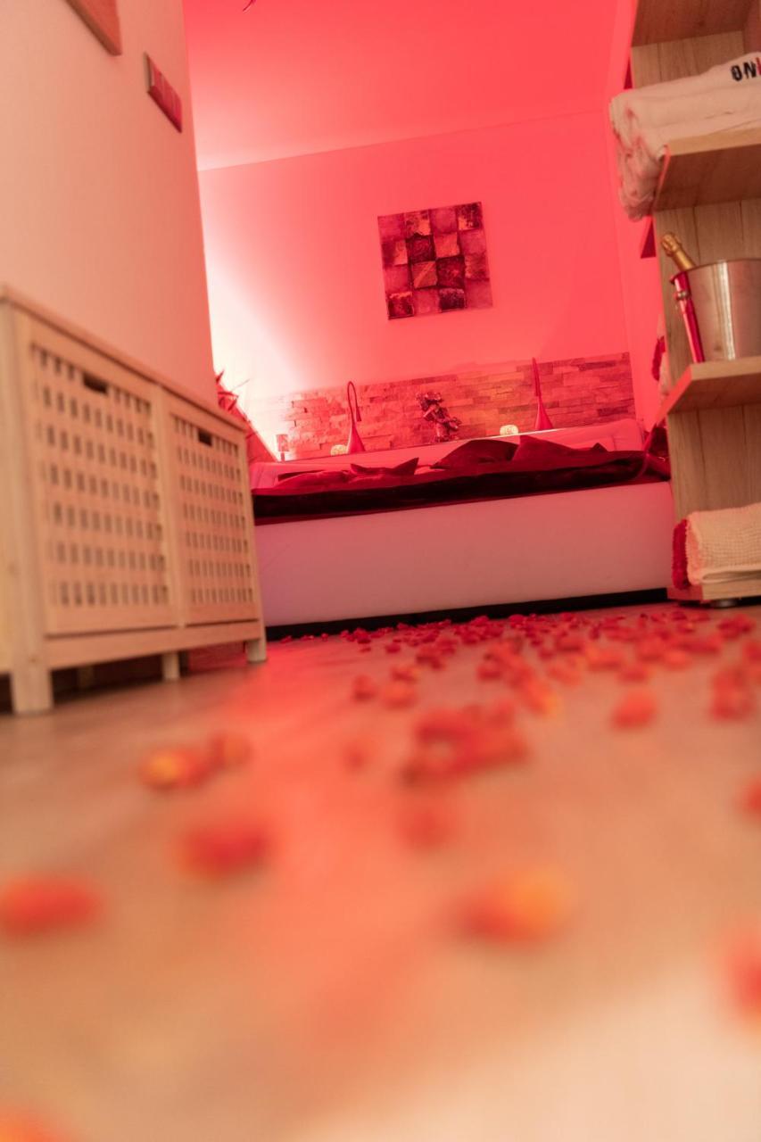 Romanticky Wellness Suite Hotel Heinz Dobris Eksteriør bilde