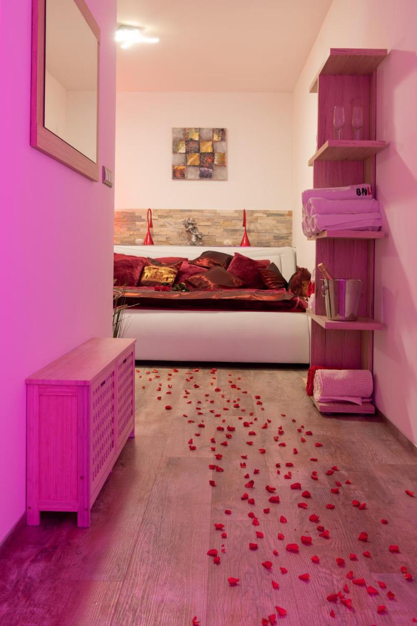 Romanticky Wellness Suite Hotel Heinz Dobris Eksteriør bilde